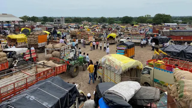 पिंपळगाव रेणुकाई मार्केट