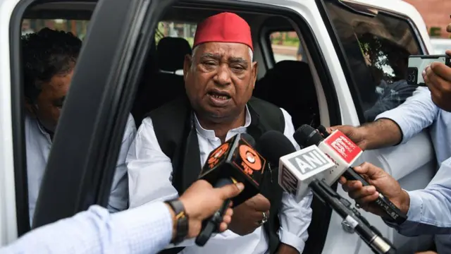 फ़ैजाबाद सीट से सपा सांसद अवधेश प्रसाद