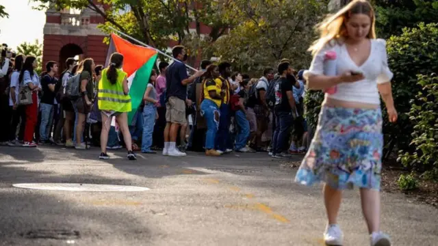 గాజాపై ఇజ్రాయెల్ దాడులపై జార్జిటౌన్ వర్సిటీలో కిందటేడాది విద్యార్థులు నిరసన తెలిపారు. (పాతచిత్రం)