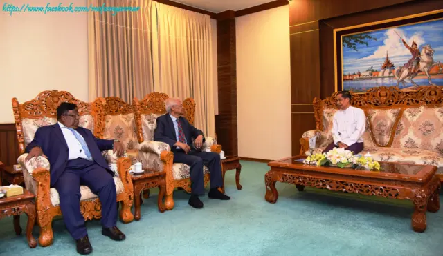 အိန္ဒိယ နိုင်ငံခြားသတင်းထောက်အသင်းဥက္ကဋ္ဌ ဝန်ကြီး ဦးကိုကိုလှိုင်နဲ့တွေ့