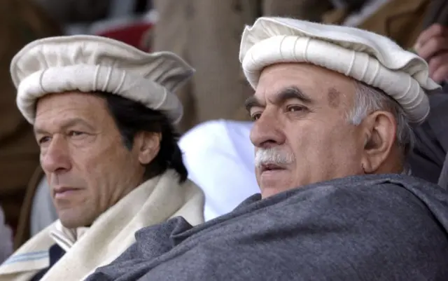 محمود خان اچکزئی اور عمران خان