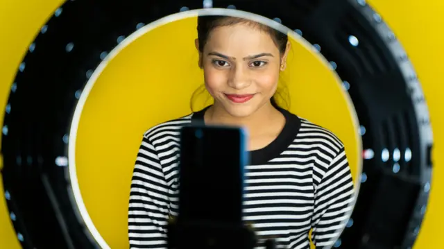 அழகு, சமூக ஊடகம், உடல் பருமன்