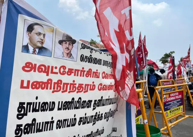 'சென்னை என்விரோ சொல்யூசன்ஸ்' என்ற நிறுவனத்தின் பெயரில் வழங்கப்பட்டுள்ள பணி உத்தரவில், 25 நிபந்தனைகள் குறிப்பிடப்பட்டுள்ளன. 
