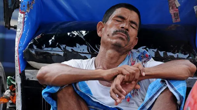 যাঁদের কায়িক পরিশ্রম করতে হয়, তাদের কিছুটা বিশ্রাম নিয়ে কাজ করা উচিত