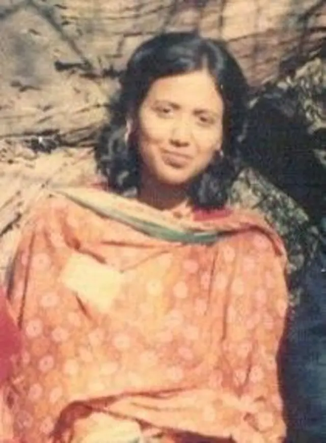 उरूज जाफ़रीकी बड़ी बहन शीमा कमाल, जो पाकिस्तान की जानीमानी क्रिएटिव डायरेक्टरों में से एक थीं.