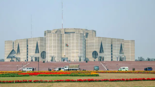 बाङ्ग्लादेश संसद भवन