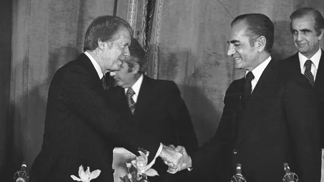 পশ্চিমাদের সঙ্গে সবসময় সদ্ভাব রেখে চলেছেন শাহ পাহলভি 