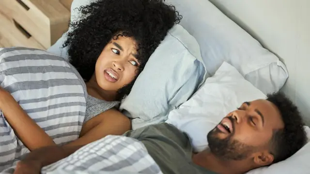 Hirribni fayyaa keenyaaf baay'ee barbaachisaadha. Kurruufun garuu hirriba gahaa akka hin arganne nu dhorka, kaanis jeeqa