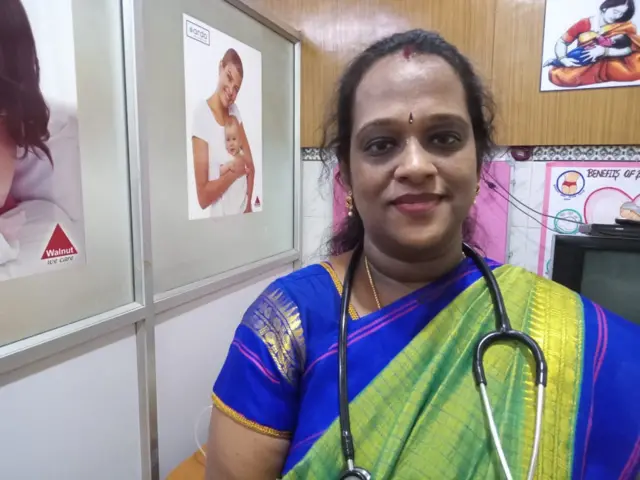 தாய்ப்பால் வங்கியின் மருத்துவ அதிகாரி மருத்துவர் சங்கீதா 