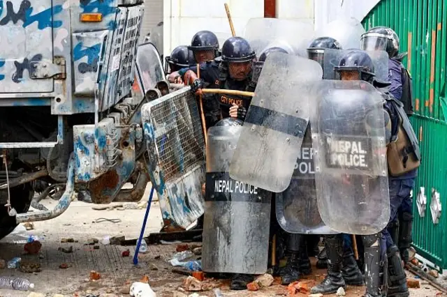 నేపాల్ భద్రతాబలగాలు