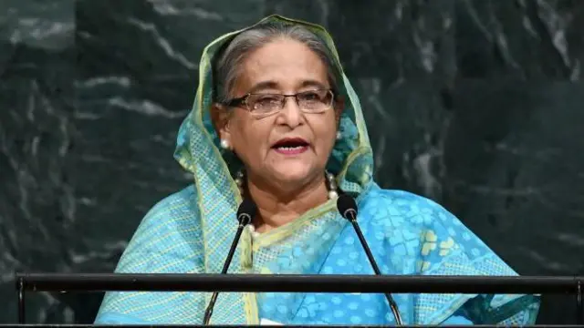 வங்கதேசப் போராட்டம் : ஆசியாவின் சக்தி வாய்ந்த பெண்களில் ஒருவரான ஷேக் ஹசினாவை மாணவர் சக்தி அசைத்துவிட்டதா?