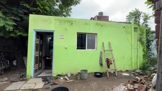 అమిత్ ఇల్లు