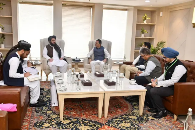 هند ته د طالبانو تللی پلاوی له هندي چارواکو سره خبرې کوي