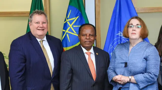 Ambaasaaddar Taayyee Asqesillaasee aanga'oota US walii Niiw Yoorkitti wayita mariyatan