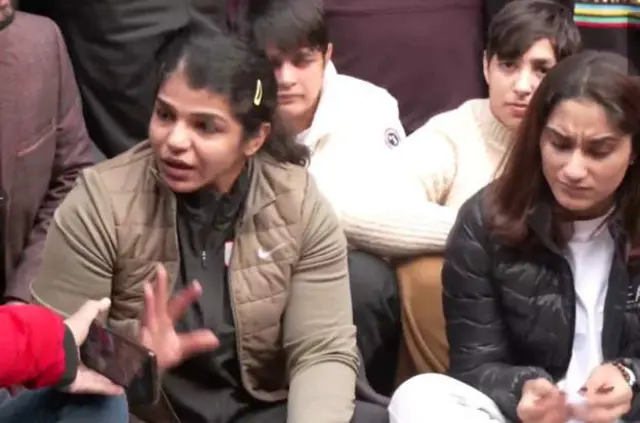 મહિલા પહેલવાનો