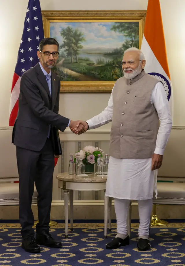 गूगल के सीईओ सुंदर पिचाई के साथ प्रधानमंत्री मोदी