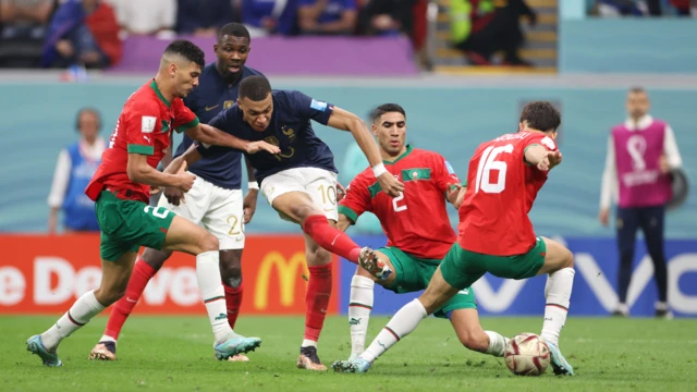 La France est favorite, mais le Maroc affirme jouer pour la victoire.