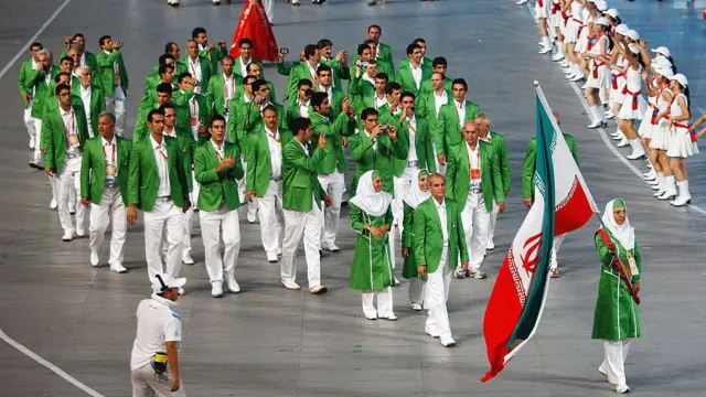 کاروان ایران در افتتاحیه المپیک ۲۰۰۸ پکن