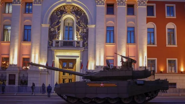 ታንክ በሞስኮ ጎዳና ላይ 
