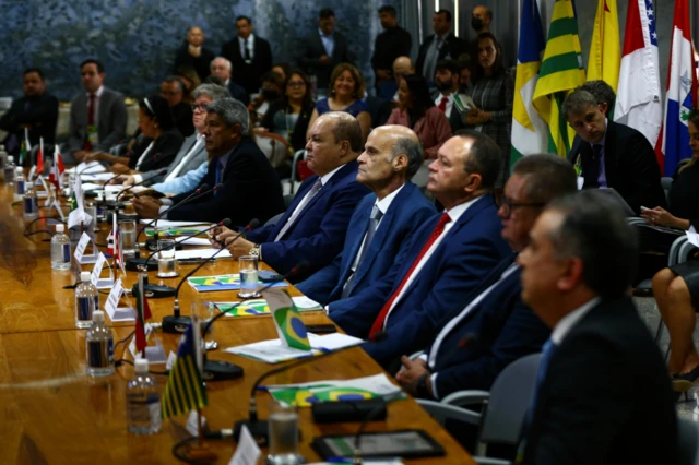  O Fórum de Governadores se reúne, em Brasília