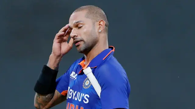 भारतीय क्रिकेट खिलाड़ी शिखर धवन