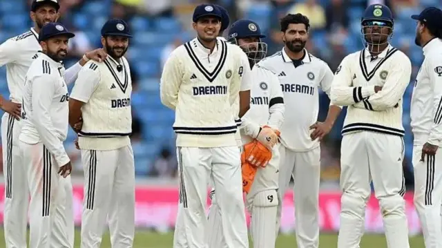 انڈین ٹیم حسرت کے ساتھ ایک ریویو کے نتیجے کی منتظر