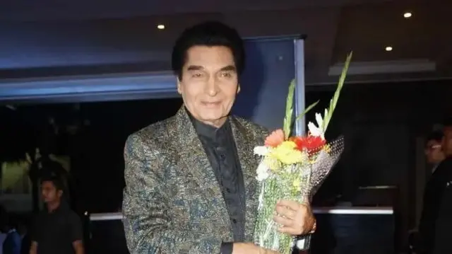 अभिनेते असरानी