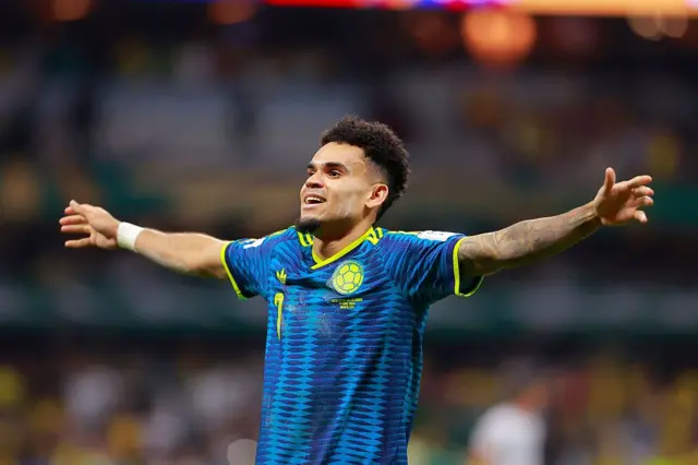 Luis Díaz, de Colombia, celebra tras marcar el segundo gol de su equipo durante el partido del Grupo K de la Copa Mundial FIFA 2026 entre Uzbekistán y Colombia en el Estadio de Ciudad de México el 17 de junio de 2026 en Ciudad de México, México
