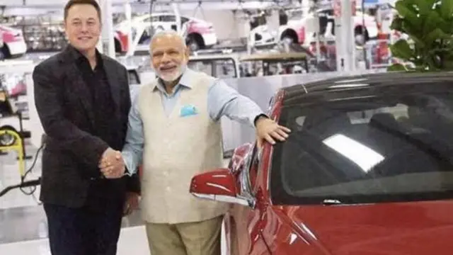 2015 मध्ये पंतप्रधान मोदींनी मस्क यांच्या टेस्ला मोटर्स कारखान्याला भेट दिली होती