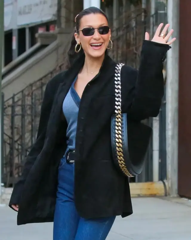 평품 패션 업계는 지속 가능성 측면에서 진전된 성과를 만들고 있으며, 소비자들의 우선 순위도 달라지고 있다