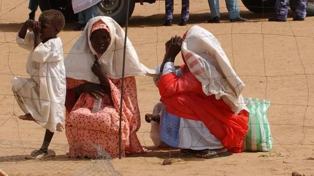 نازحون في الفاشر