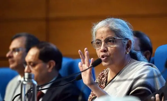 కేంద్ర ఆర్థిక మంత్రి నిర్మలా సీతారామన్
