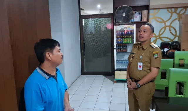 Wali Kota Solo, Respati Ardi, Ayam Goreng Widuran, non-halal