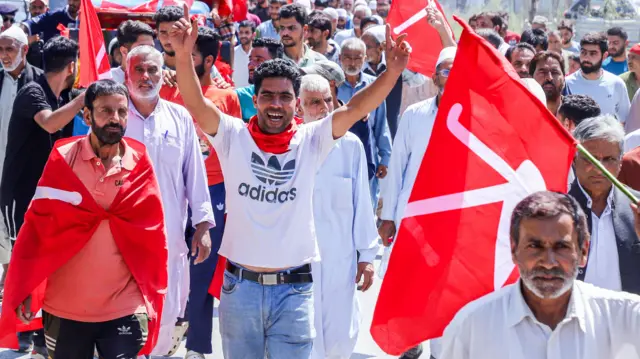 जम्मू कश्मीर नेशनल कॉन्फ्रेंस के समर्थक