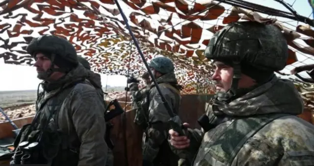 Орусиянын аскерлери машыгуу учурунда