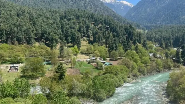 बैसरन खोऱ्यात 22 एप्रिल रोजी झालेल्या कट्टरवाद्यांच्या हल्ल्यात 26 जणांचा मृत्यू झाला होता.
