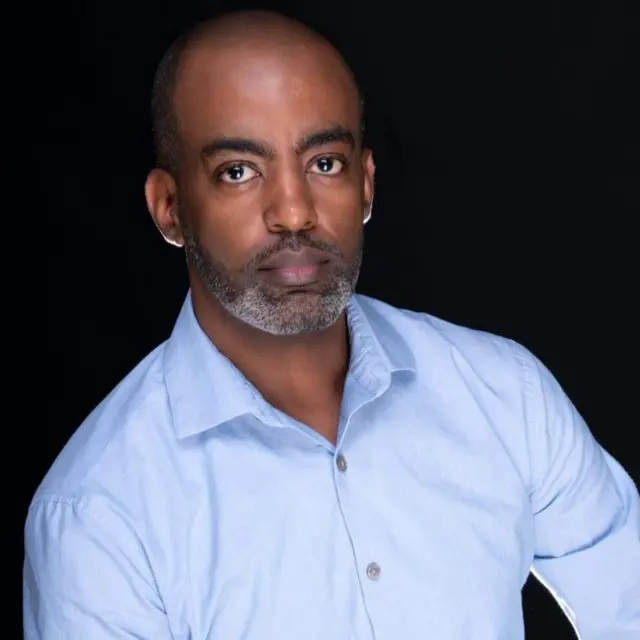 ዶክተር ዮናታን ጽገ