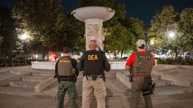 Трое сотрудников разных правоохранительных органов США