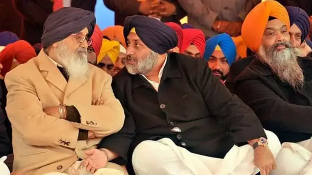 ਸੁਖਬੀਰ ਬਾਦਲ ਅਤੇ ਪਰਕਾਸ਼ ਸਿੰਘ ਬਾਦਲ