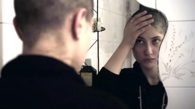 نمایی از فیلم «ما، در بهشت»