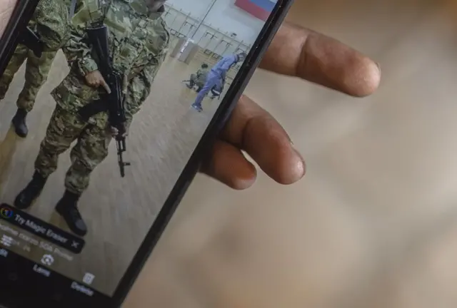 यो बीचमा रुसी सेनामा कार्यरत धेरै नेपालीहरू स्वदेश फर्किएका छन्