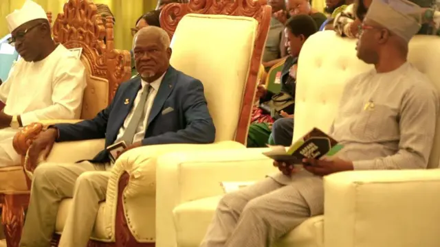 Arapaja, Oyelade àti Makinde 