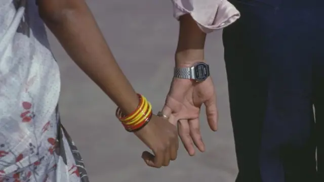 இந்து திருமண சடங்குகள்: உச்ச நீதிமன்ற தீர்ப்பால் சுயமரியாதைத் திருமணங்களுக்கு ஆபத்தா?