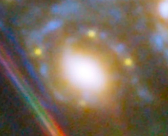 ปรากฏการณ์เลนส์ความโน้มถ่วง ทำให้เกิดการฉายซ้ำภาพซูเปอร์โนวาจากเหตุการณ์เดียวถึง 5 ครั้ง