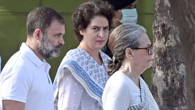 प्रियंका गांधी 