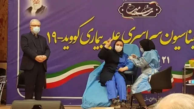 آغاز واکسیناسیون کرونا در ایران با واکسن اسپوتنیک ( Sputnik V) ساخت روسیه ۲۱ بهمن ۱۳۹۹