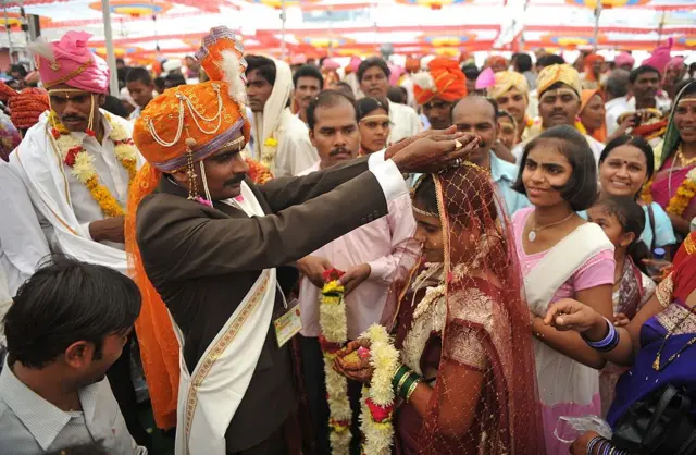 लग्न प्रातिनिधिक फोटो 