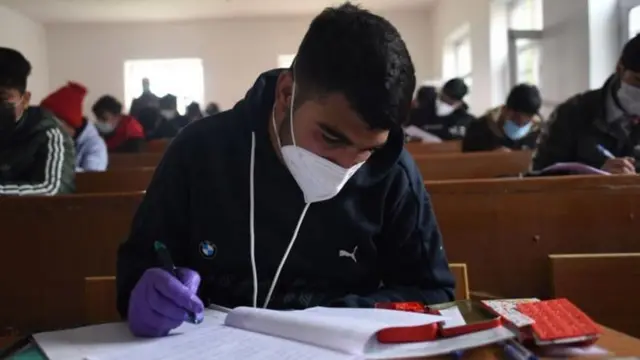 પેપર લીક ગુજરાત ભારત કાયદો પરીક્ષાઓ