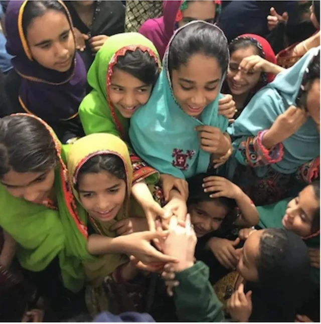 شادی چند دختربچه