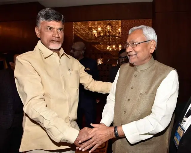 అద్వానీ, వాజ్‌పేయి